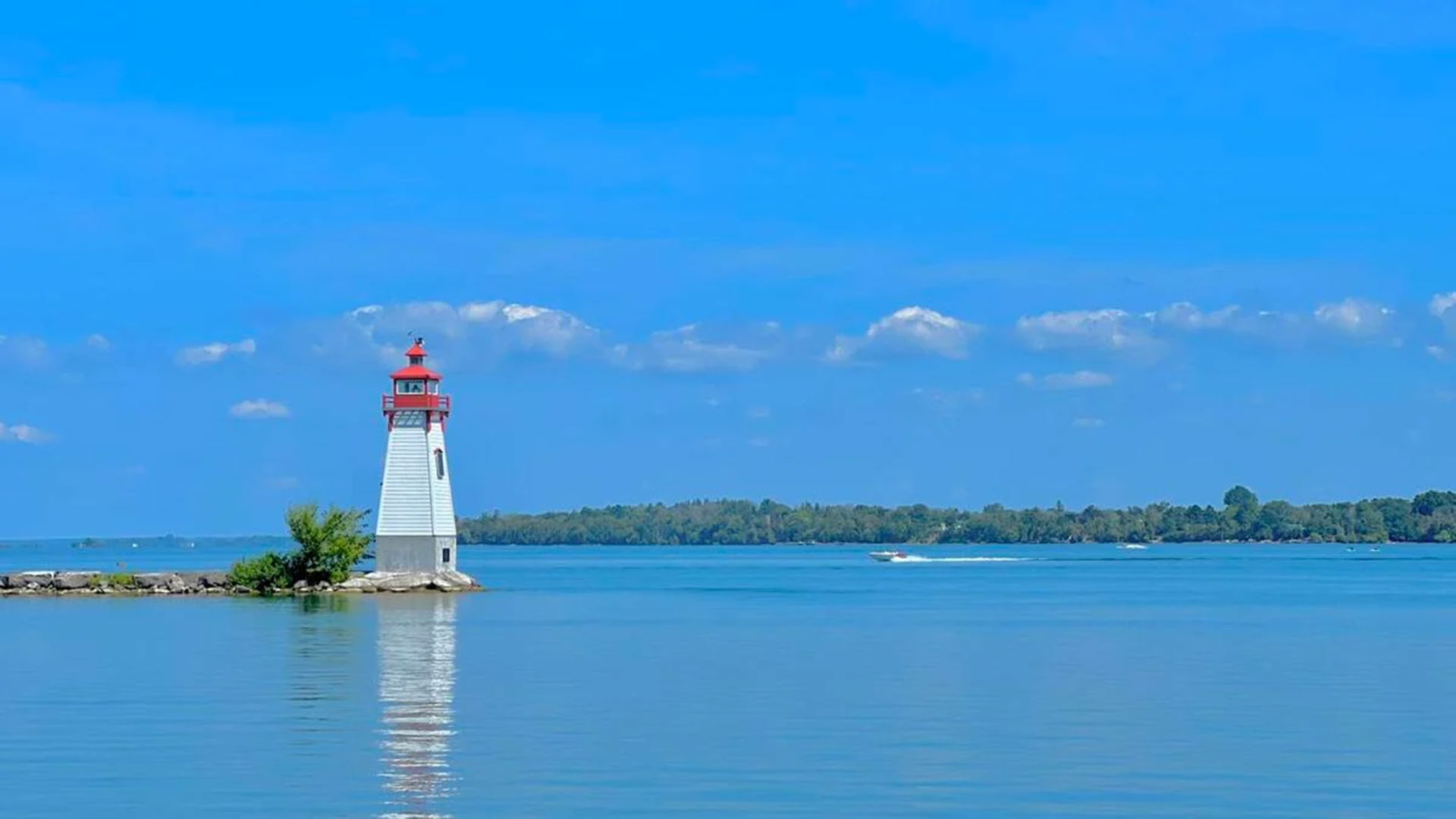 Georgina Lighthouse | Photo Credit: Shen Luo