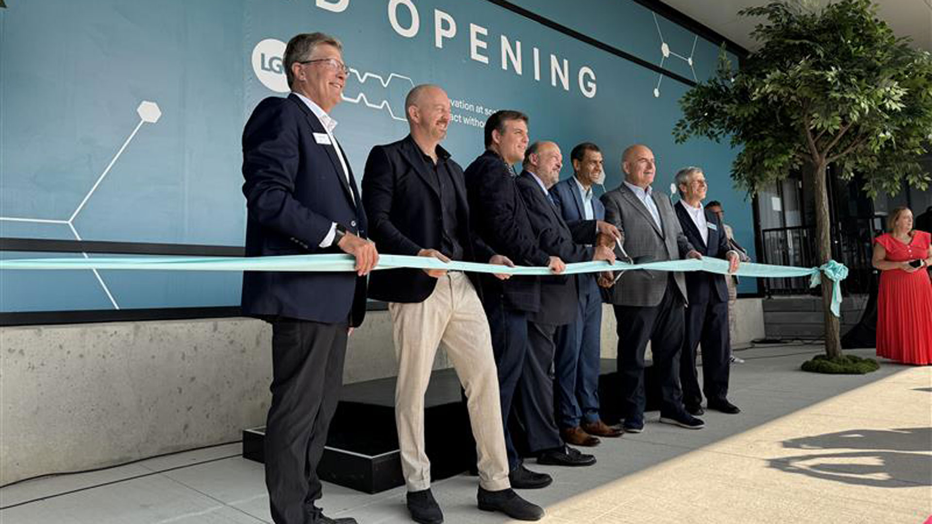 LGC grand opening ribbon cutting